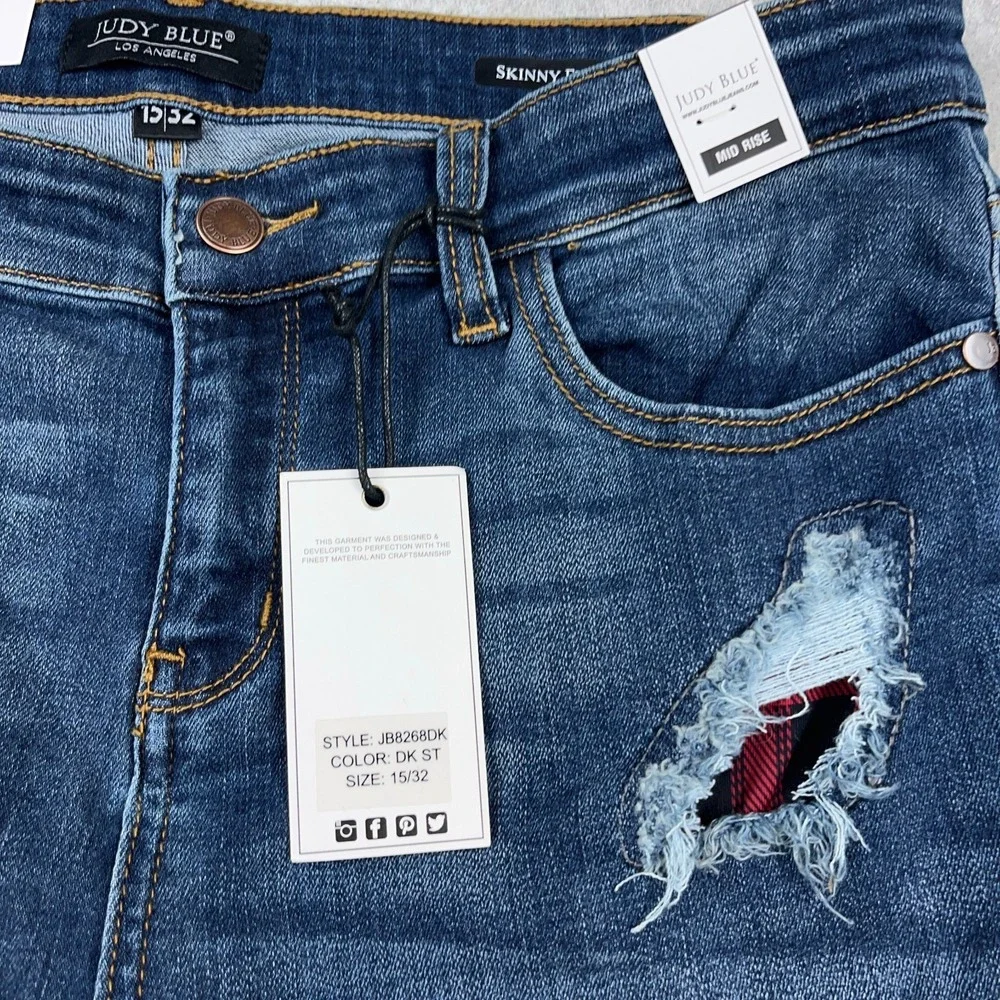 Judy Blue Skinny Jeans Women 15 32 Mid Rise Waist Med Wash Distressed Holes NEW